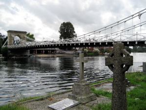 [An image showing Suspension Bridge]